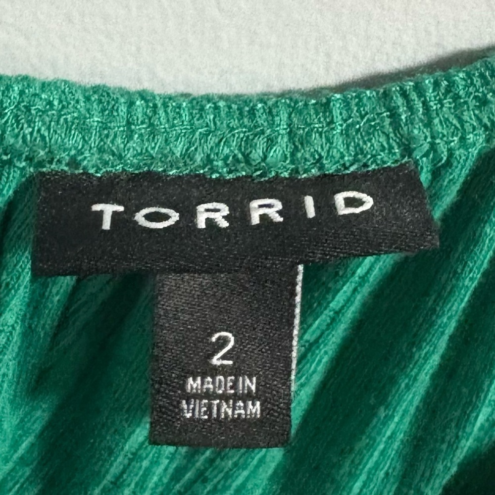 Torrid Top - Picture 4 of 5
